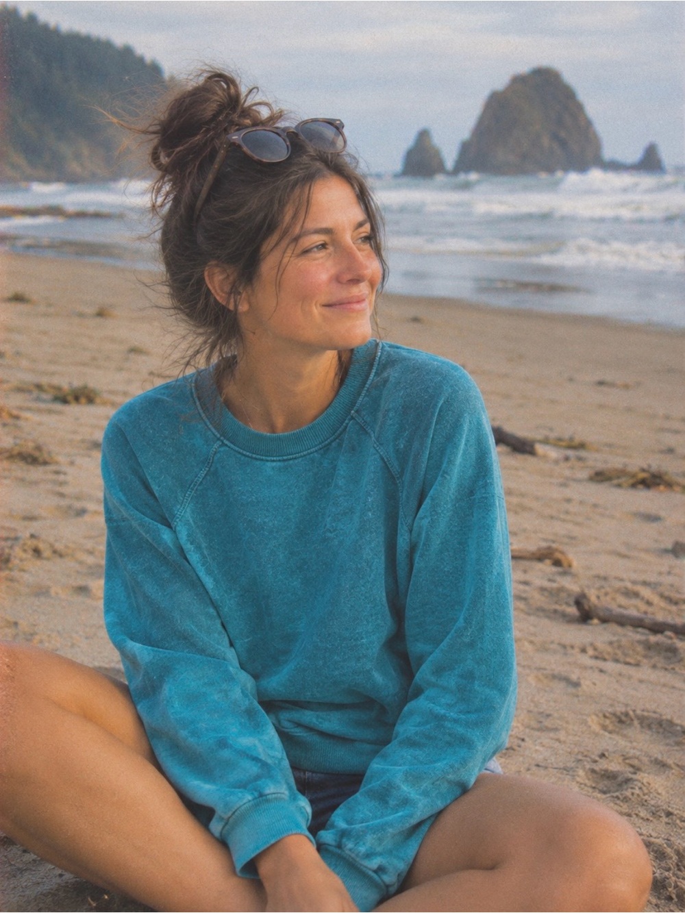 Vintage 90s Britannia Teal Blue Sweatshirt